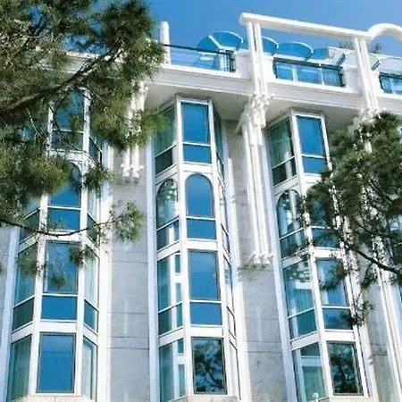 Hotel Port Palace